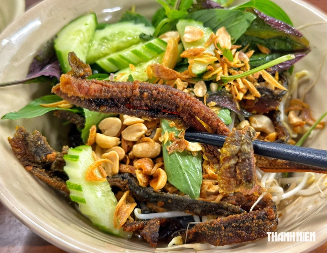 'Miến lươn Michelin' nức tiếng Hà Nội đã đến TP.HCM: Chị chủ từ Mỹ về kế nghiệp - Ảnh 5.