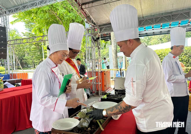 H&ocirc;m nay, ng&agrave;y đầu lễ hội ẩm thực chay TP.HCM: Phở chay đẹp như tranh xuất hiện - Ảnh 14.