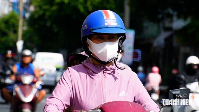 5 năm &lsquo;C&ugrave;ng con đi tiếp cuộc đời&rsquo;: Mẹ ở tr&ecirc;n trời, ngoại ở b&ecirc;n con - Ảnh 3.