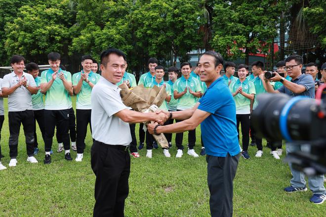 Bầu Hiển đưa bóng đá về quê hương mới, CLB Thái Nguyên chính thức ra mắt- Ảnh 5.