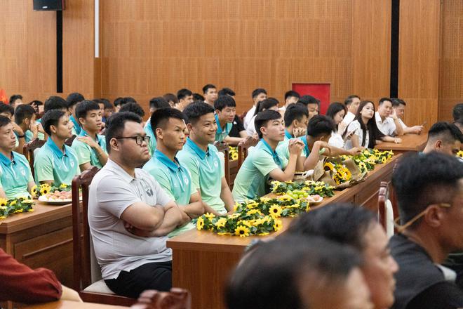 Bầu Hiển đưa bóng đá về quê hương mới, CLB Thái Nguyên chính thức ra mắt- Ảnh 15.