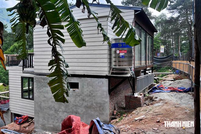 Toàn cảnh rừng phòng hộ bị villa, homestay 'bủa vây'- Ảnh 14.