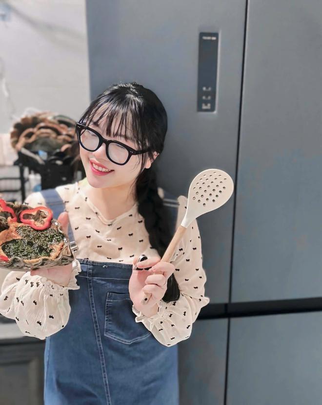 Những mâm cơm nhà đẹp như ngoài quán của cô giáo trẻ hút nghìn lượt thích - Ảnh 4.