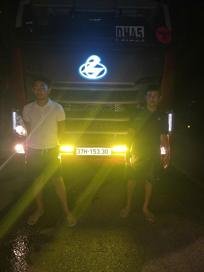 'Con voi chui lọt lỗ kim': 4 xe tải chở gần 50 tấn h&agrave;ng lậu qua bi&ecirc;n giới- Ảnh 2.