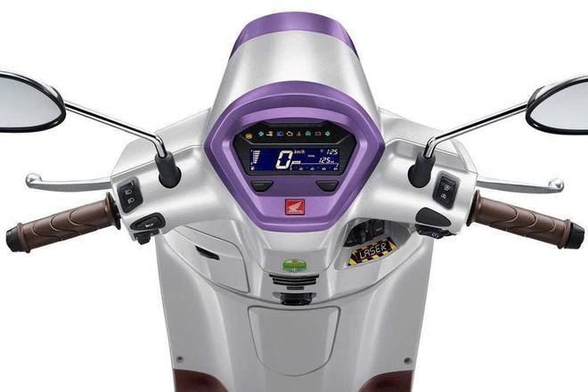 Honda Giorno+ có bản Buzz Lightyear sản xuất giới hạn 200 xe, chờ ngày về Việt Nam - Ảnh 7.