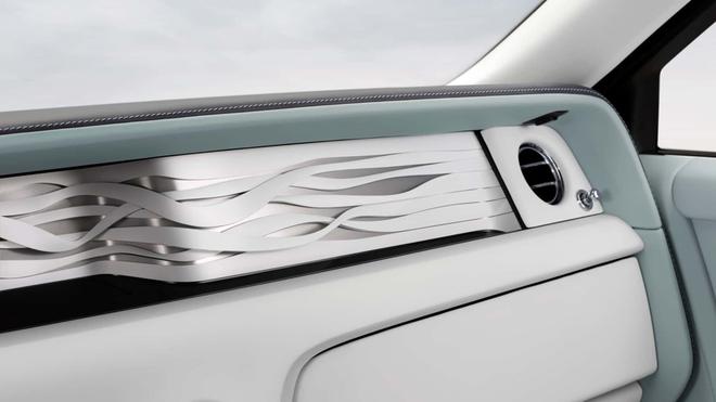 Đăng ảnh Rolls-Royce Phantom giá gần 70 tỉ, Mai Phương Thúy sắp tậu xe mới giữa 'drama'? - Ảnh 6.