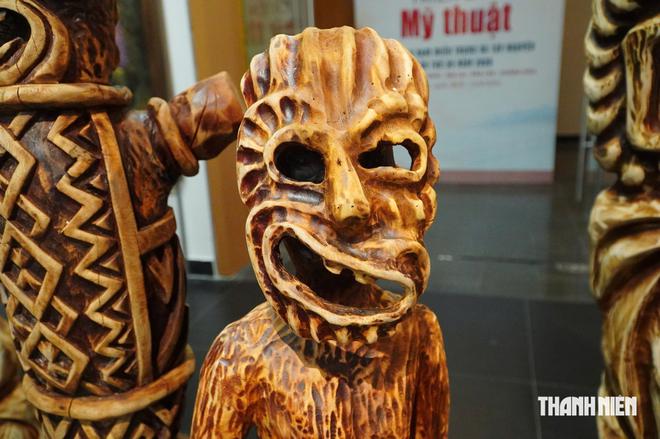 Tình quân dân trong bão lũ đến với triển lãm mỹ thuật- Ảnh 11.