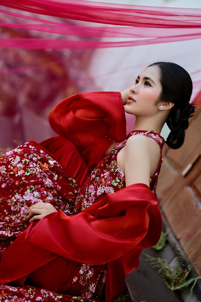 Nhan sắc Hoa kh&ocirc;i Ngoại thương đang g&acirc;y ch&uacute; &yacute; ở Hoa hậu Việt Nam - Ảnh 2.