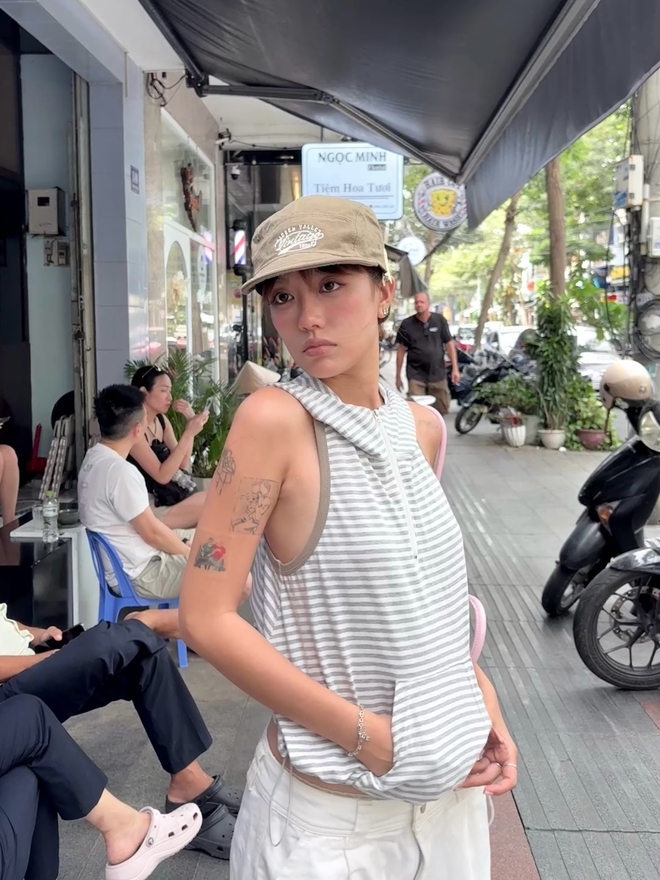 Phụ kiện n&agrave;o đang được ph&aacute;i đẹp y&ecirc;u th&iacute;ch khi chuyển m&ugrave;a?- Ảnh 7.