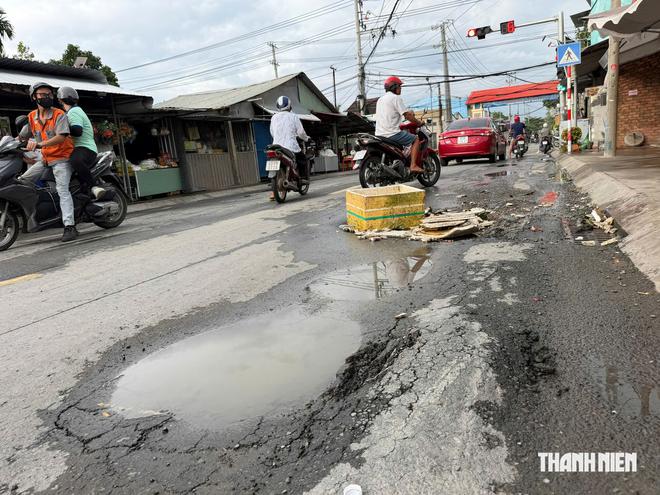 Đường mới sửa đã hư... giờ sửa tiếp- Ảnh 7.
