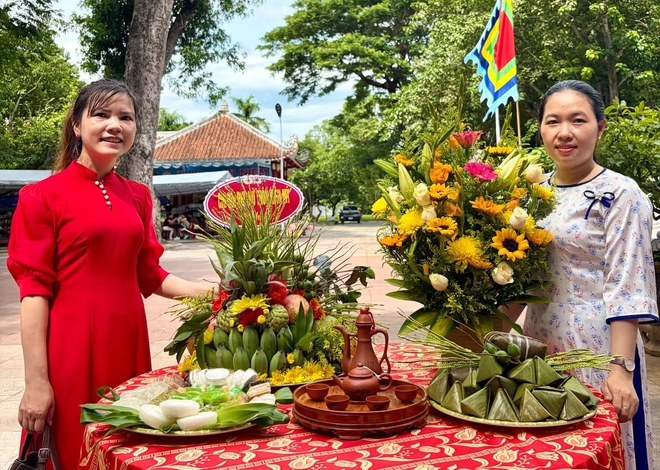 Người dân xin gì ở lễ giỗ Hoàng đế Quang Trung - Ảnh 4.