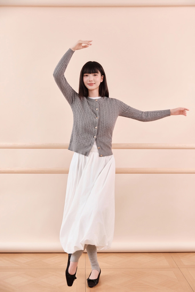Vừa ấm vừa xinh với cặp đ&ocirc;i cardigan v&agrave; ch&acirc;n v&aacute;y d&aacute;ng d&agrave;i- Ảnh 4.