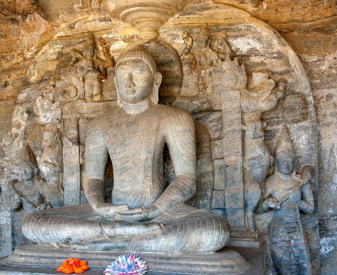 Theo dấu Phật gi&aacute;o hơn 2.000 năm tại Sri Lanka- Ảnh 9.