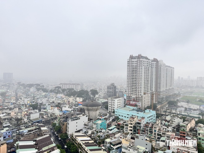 TP.HCM trời mù cả ngày do sương hay ô nhiễm không khí? - Ảnh 3.
