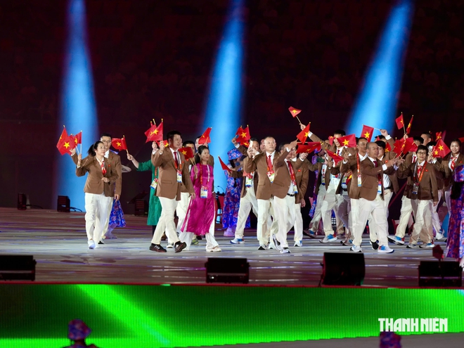 Báo quốc tế ca ngợi khai mạc ASIAD 20 quá ấn tượng, thể thao Việt Nam chính thức bơi biển lớn- Ảnh 23.