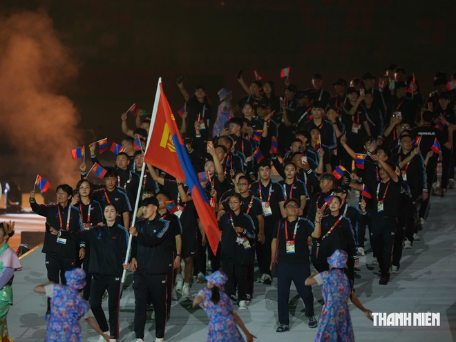Báo quốc tế ca ngợi khai mạc ASIAD 20 quá ấn tượng, thể thao Việt Nam chính thức bơi biển lớn- Ảnh 11.