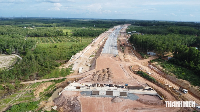 Thi công cao tốc TP.HCM - Thủ Dầu Một - Chơn Thành xuyên lễ 2.9- Ảnh 5.