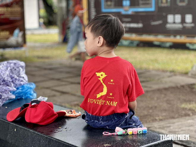 Đội mưa đi - Ảnh 2.