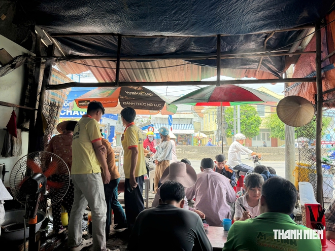 Về Cai Lậy ăn bánh canh bột xắt, thưởng thức cả vị quê và tình người- Ảnh 2.