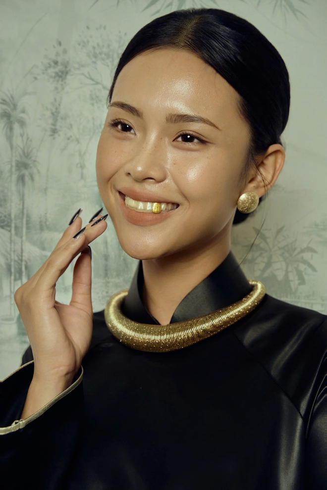 Á hậu Quỳnh Như gây chú ý với diện mạo khác lạ - Ảnh 1.