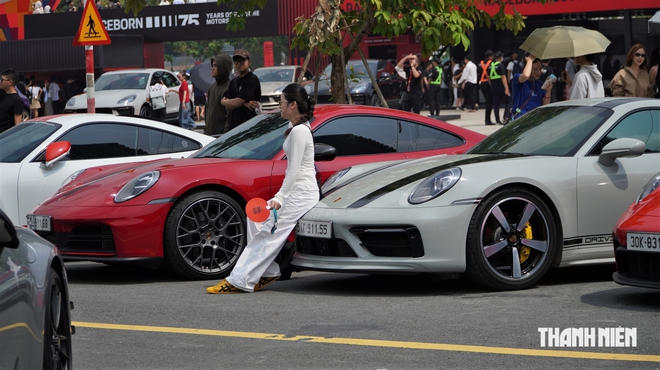 Từ 911 Dakar đến GT3 RS, dàn Porsche hàng hiếm hội ngộ tại TP.HCM - Ảnh 21.