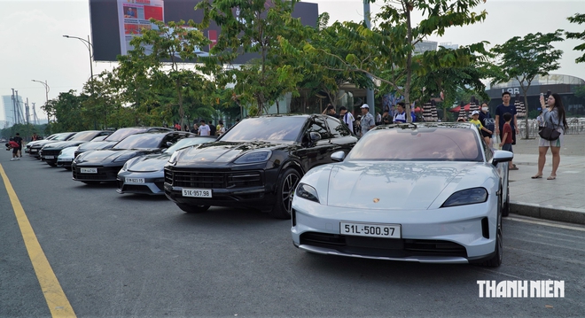 Từ 911 Dakar đến GT3 RS, dàn Porsche hàng hiếm hội ngộ tại TP.HCM - Ảnh 17.