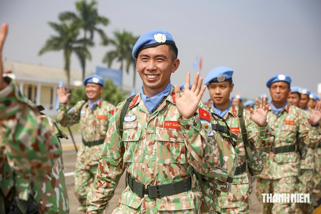 'Mong anh hoàn thành nhiệm vụ để về cưới em'- Ảnh 9.