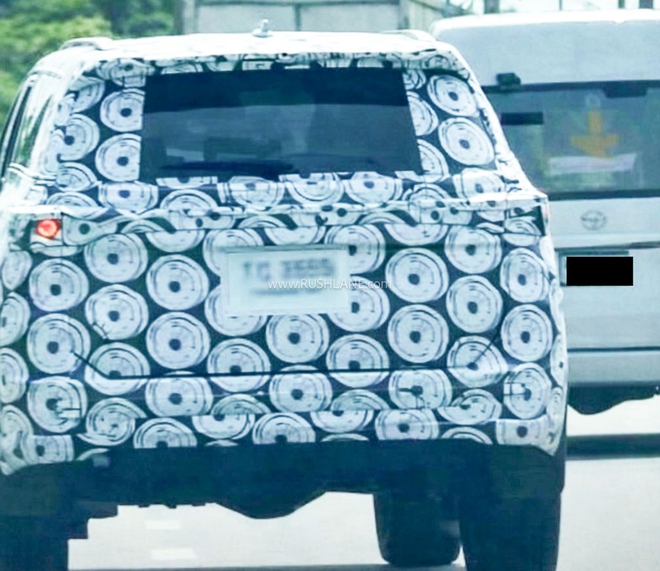 Toyota Fortuner mới chạy thử tại Đ&ocirc;ng Nam &Aacute;, sắp về Việt Nam đấu Ford Everest? - Ảnh 3.