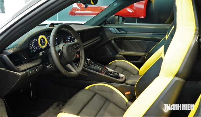 Porsche 911 Turbo S mạnh nhất về Việt Nam, có gì để 'dân chơi' xuống tiền?- Ảnh 20.