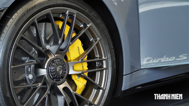 Porsche 911 Turbo S mạnh nhất về Việt Nam, có gì để 'dân chơi' xuống tiền?- Ảnh 12.