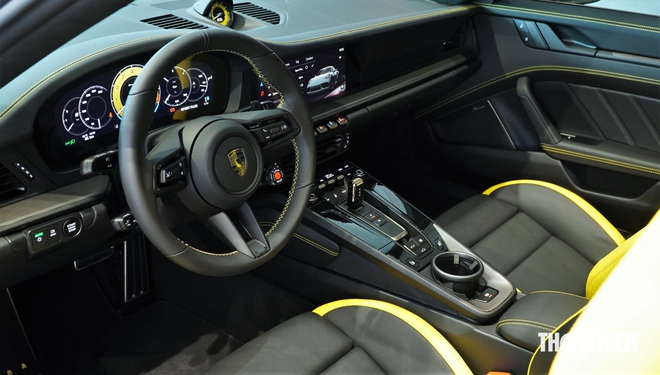 Porsche 911 Turbo S mạnh nhất về Việt Nam, có gì để 'dân chơi' xuống tiền?- Ảnh 17.
