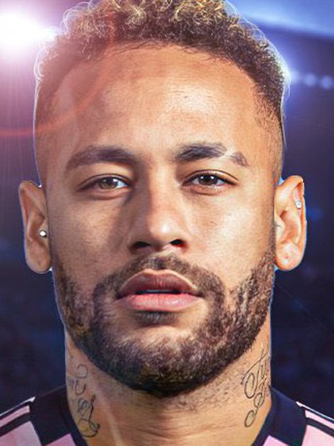 Bật mí' hình xăm Người nhện và Batman 'cực chất' trên lưng Neymar