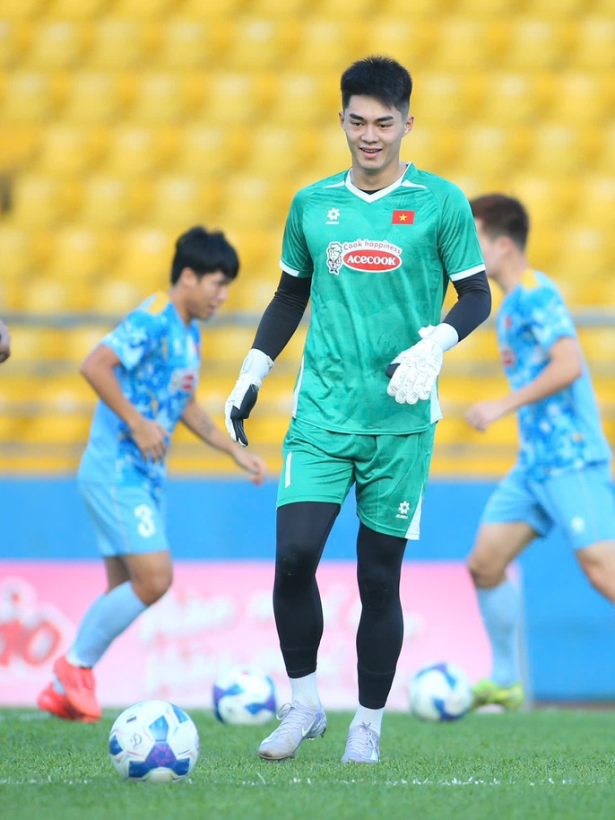 Trung Kiên: tin tức, hình ảnh, video, bình luận mới nhất