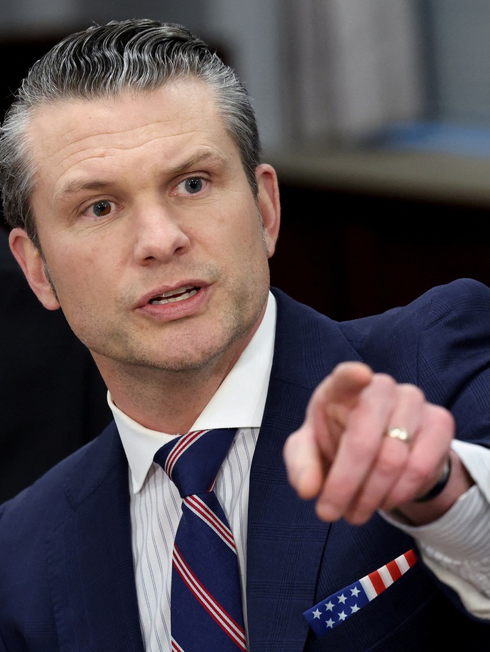 Bộ trưởng Quốc phòng Mỹ Pete Hegseth: tin tức, hình ảnh ...