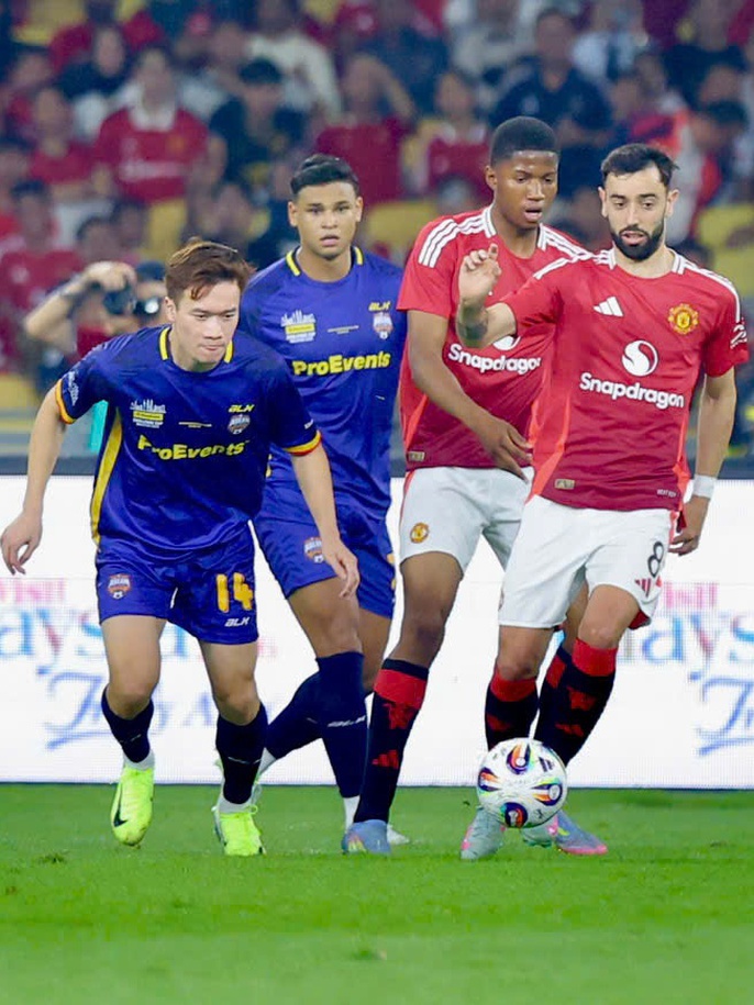 Bruno Fernandes: tin tức, hình ảnh, video, bình luận mới nhất