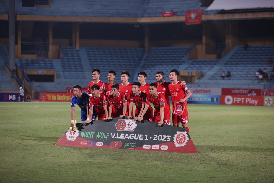 V-League 2023, Viettel 3-0 SLNA: Hoàng Đức tỏa sáng, 3 điểm quý giá ở Hàng Đẫy - Ảnh 1. V-League 2023, Viettel 3-0 SLNA: Hoàng Đức tỏa sáng, 3 điểm quý giá ở Hàng Đẫy - Ảnh 1.