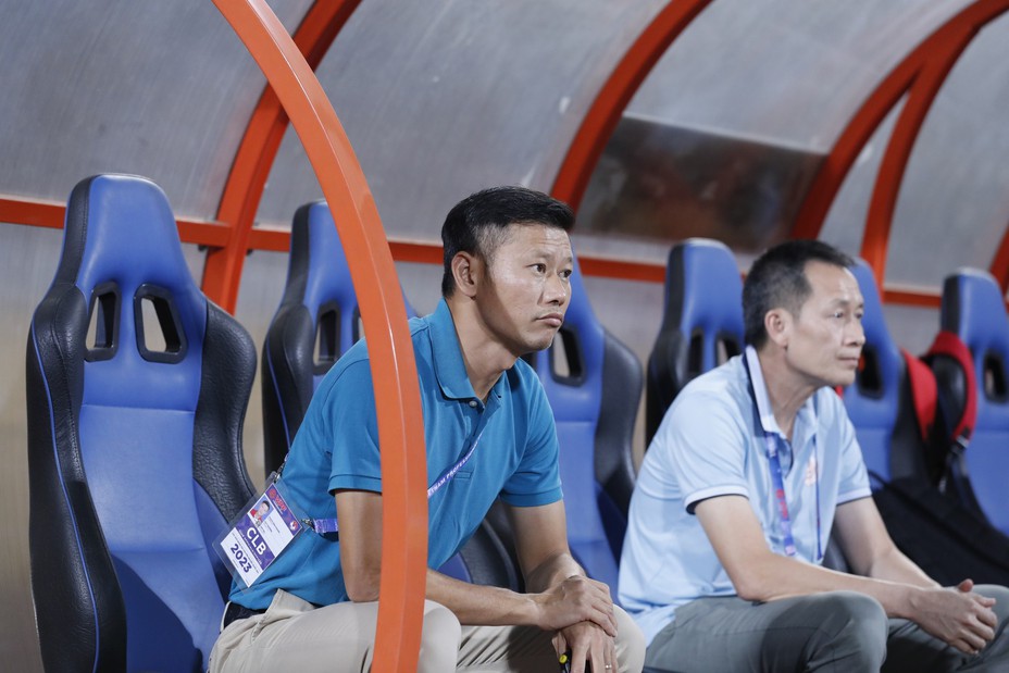 V-League 2023, Viettel 3-0 SLNA: Hoàng Đức tỏa sáng, 3 điểm quý giá ở Hàng Đẫy - Ảnh 1. V-League 2023, Viettel 3-0 SLNA: Hoàng Đức tỏa sáng, 3 điểm quý giá ở Hàng Đẫy - Ảnh 1.