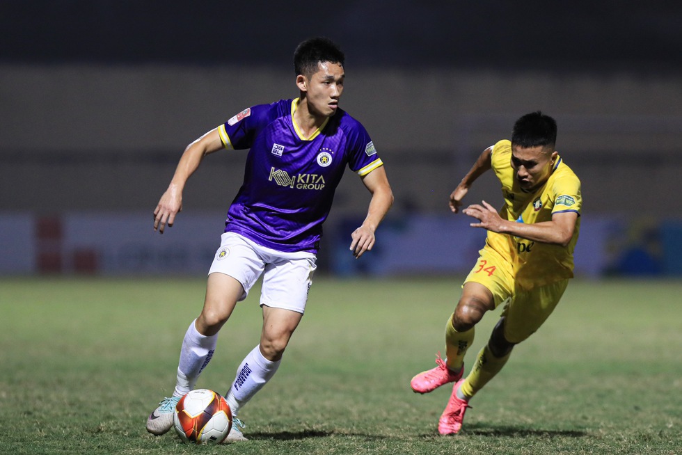 Đội tuyển Việt Nam đặt mục tiêu tại AFF Cup, V-League ‘vắt chân lên cổ’ chạy- Ảnh 2.