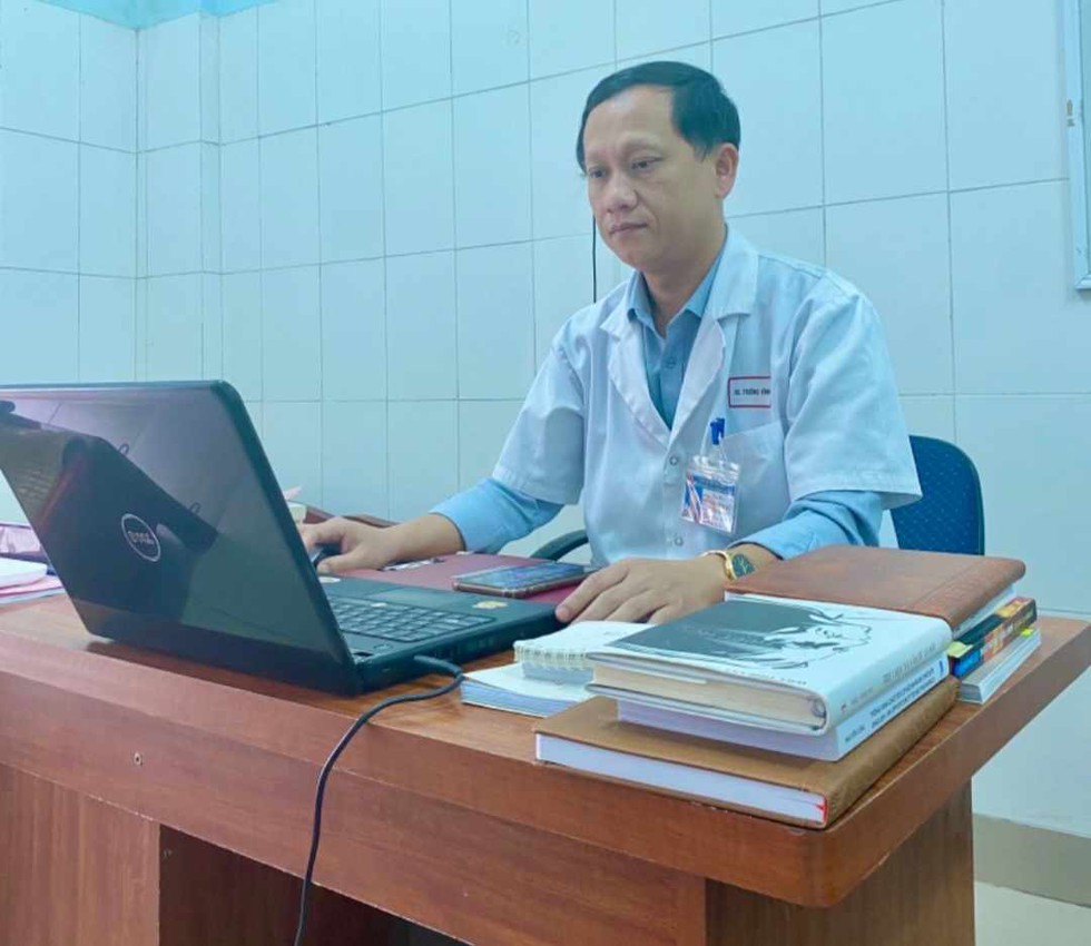 Bổ nhiệm ông Trương Vĩnh Quý làm Phó giám đốc Bệnh viện đa khoa tỉnh Quảng Trị- Ảnh 2.