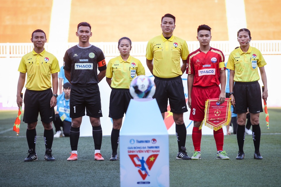 Nữ trọng tài tại TNSV THACO Cup 2024 nhận tin vui từ AFC- Ảnh 2.