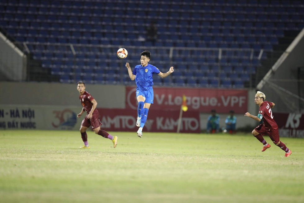 V-League gay cấn, Nam Định xây chắc ngôi đầu bảng- Ảnh 1.