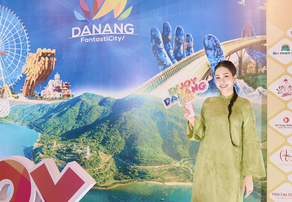 Miss Peace Vietnam - Ban Mai diện áo dài khoe nhan sắc rạng rỡ tuổi 24- Ảnh 2.