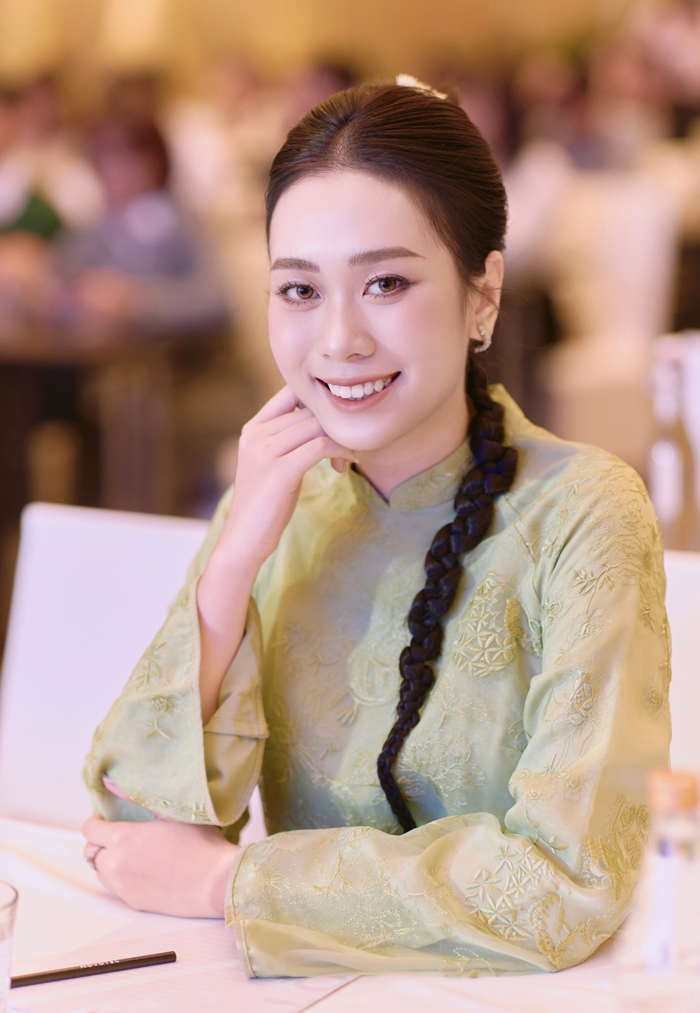Miss Peace Vietnam - Ban Mai diện áo dài khoe nhan sắc rạng rỡ tuổi 24- Ảnh 3.