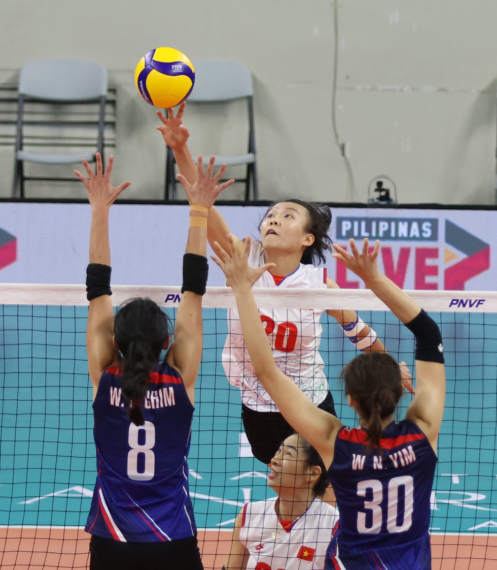Bích Tuyền tỏa sáng trong lần trở lại đội tuyển nữ Việt Nam tại giải châu Á- Ảnh 2.