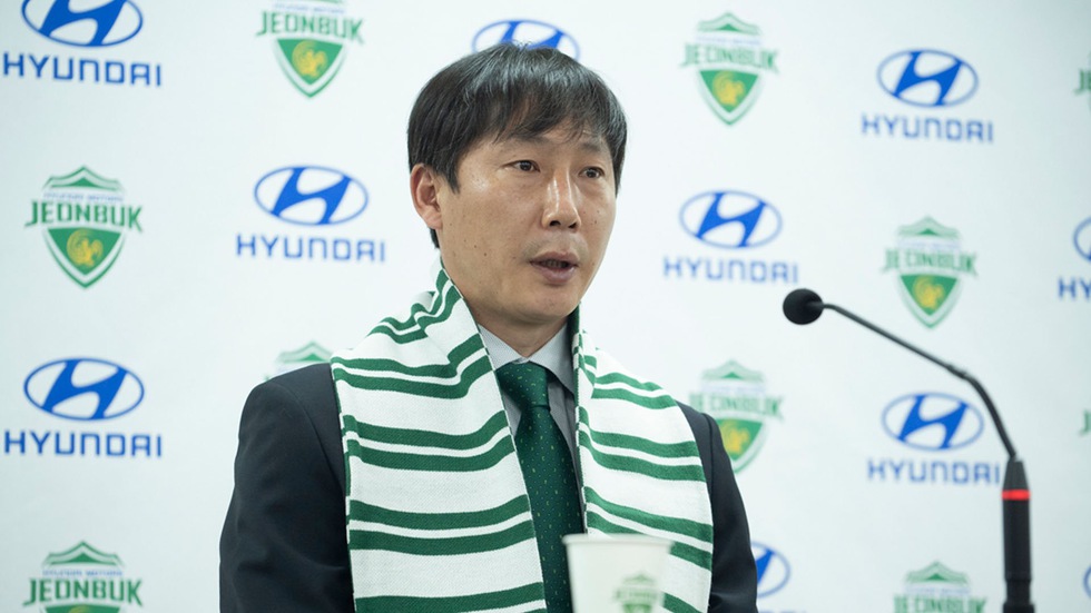 HLV Kim Sang-sik sẽ ‘xáo tung’ bóng đá Việt Nam tìm người tài cho đội tuyển, hay là…- Ảnh 2.