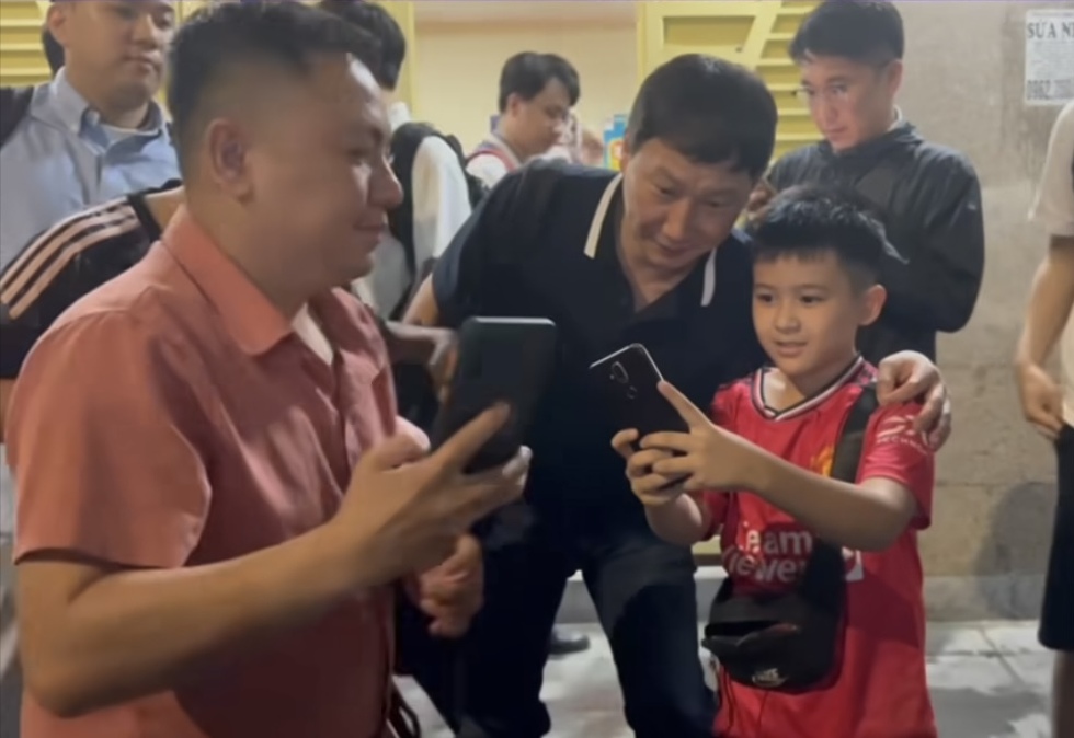HLV Kim Sang-sik và bóng đá Việt Nam: Kỳ vọng vào sự tương thích- Ảnh 3.
