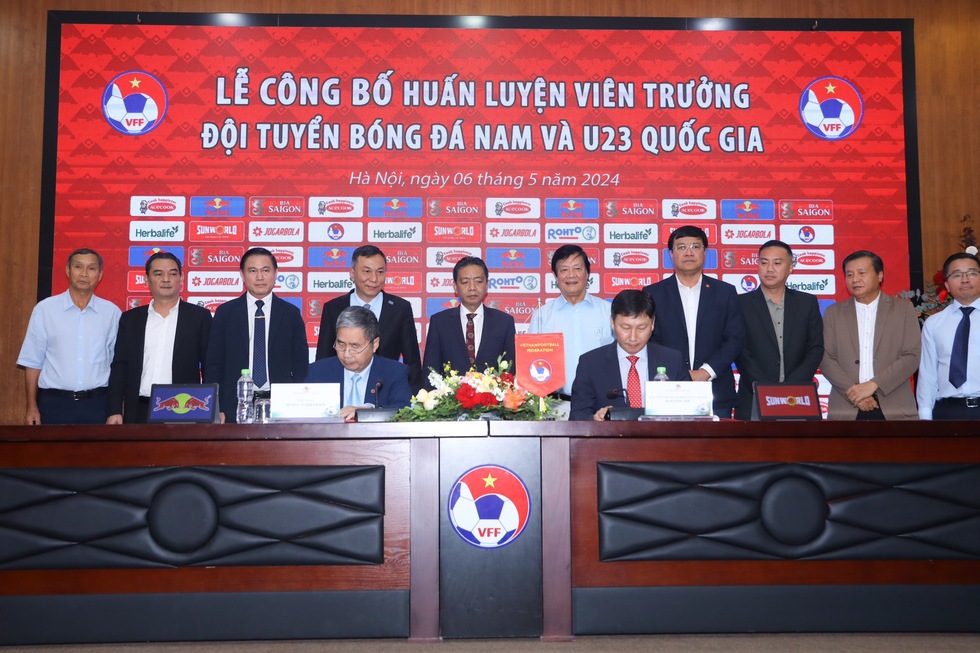 VFF: 'HLV Kim Sang-sik sẽ giúp đội tuyển Việt Nam đáp ứng kỳ vọng của người hâm mộ'- Ảnh 2.