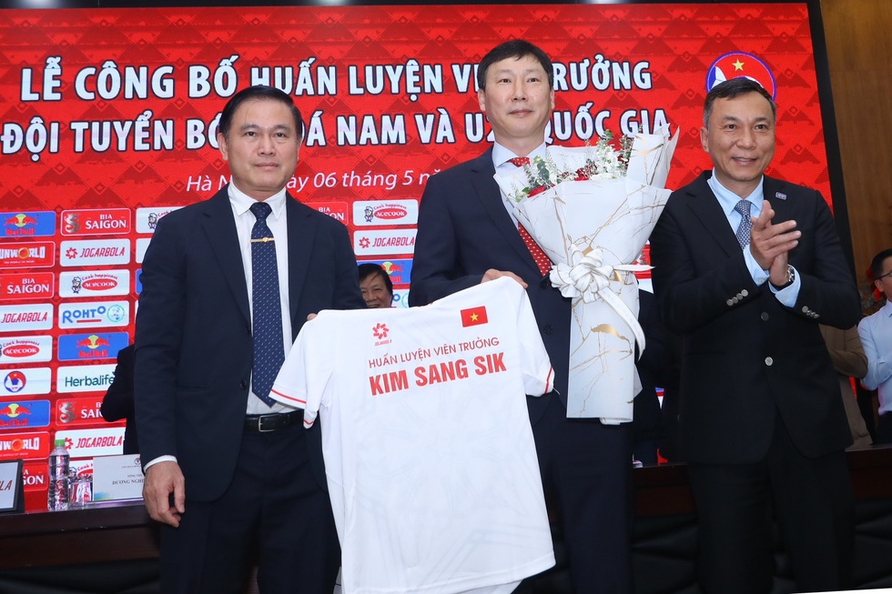 VFF: 'HLV Kim Sang-sik sẽ giúp đội tuyển Việt Nam đáp ứng kỳ vọng của người hâm mộ'- Ảnh 3.
