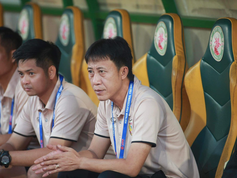 HLV Thành Công lên tiếng vụ 5 cầu thủ CLB Hà Tĩnh dùng ma túy: Bài học đắt giá- Ảnh 2.