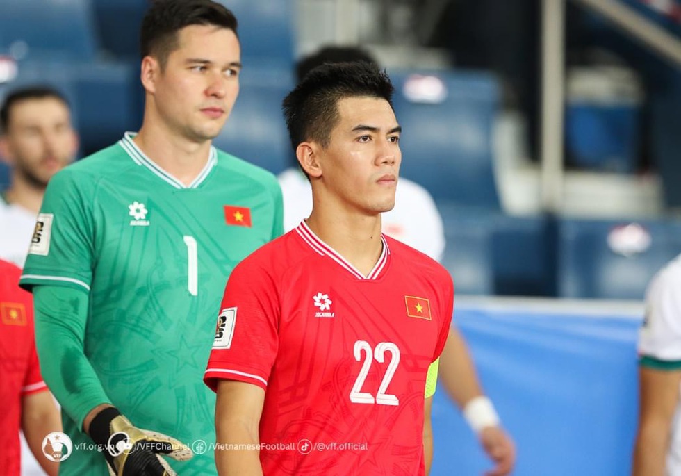 HLV Kim Sang-sik và đội tuyển Việt Nam lại khổ: AFF Cup trùng lịch các cúp châu Á- Ảnh 1.